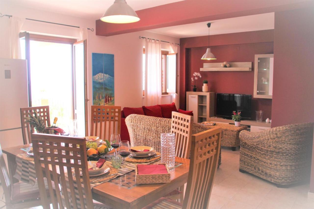 Poseidone Sea Apartment Taormina Mazzeo Dış mekan fotoğraf