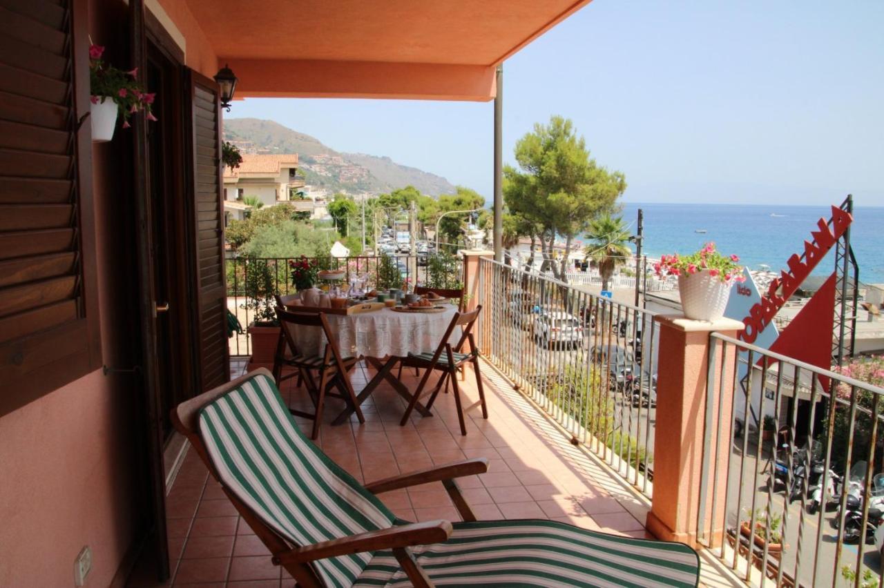 Poseidone Sea Apartment Taormina Mazzeo Dış mekan fotoğraf