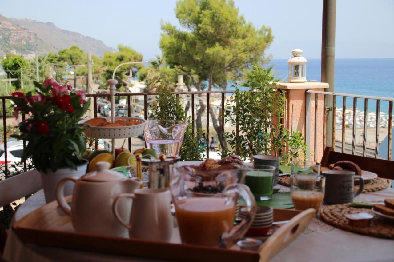 Poseidone Sea Apartment Taormina Mazzeo Dış mekan fotoğraf